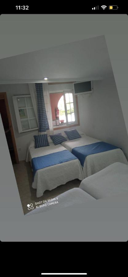 Apartamentos Turisticos Casa Soto ไบโยนา ภายนอก รูปภาพ