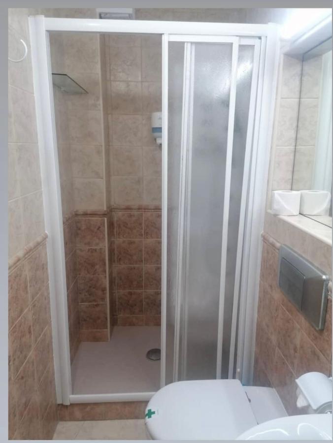 Apartamentos Turisticos Casa Soto ไบโยนา ภายนอก รูปภาพ