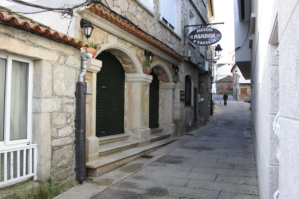 Apartamentos Turisticos Casa Soto ไบโยนา ภายนอก รูปภาพ