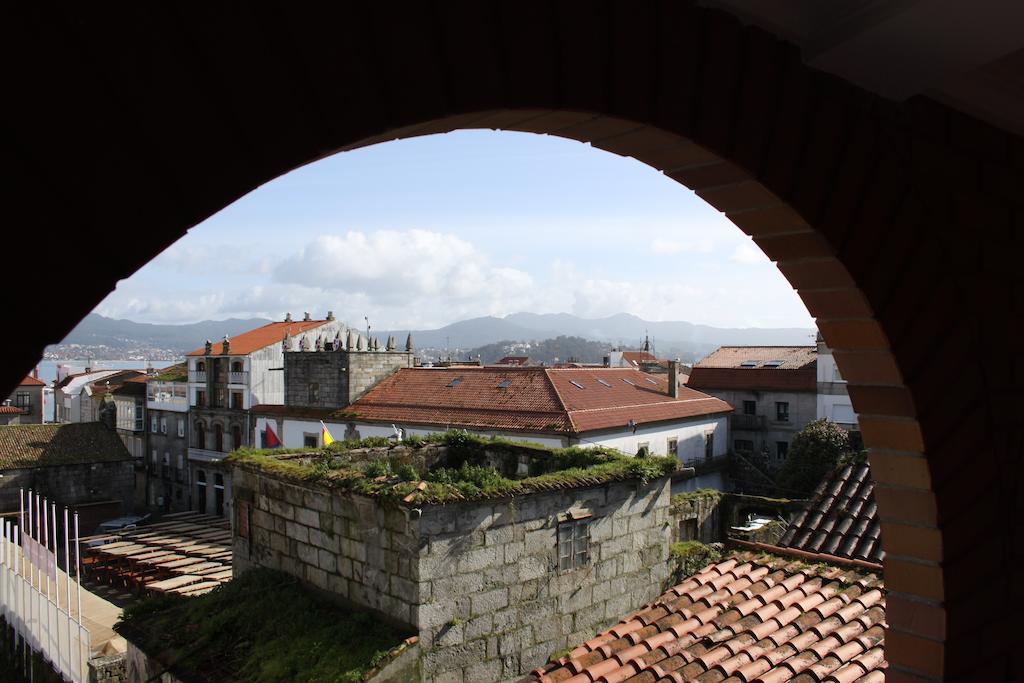 Apartamentos Turisticos Casa Soto ไบโยนา ภายนอก รูปภาพ