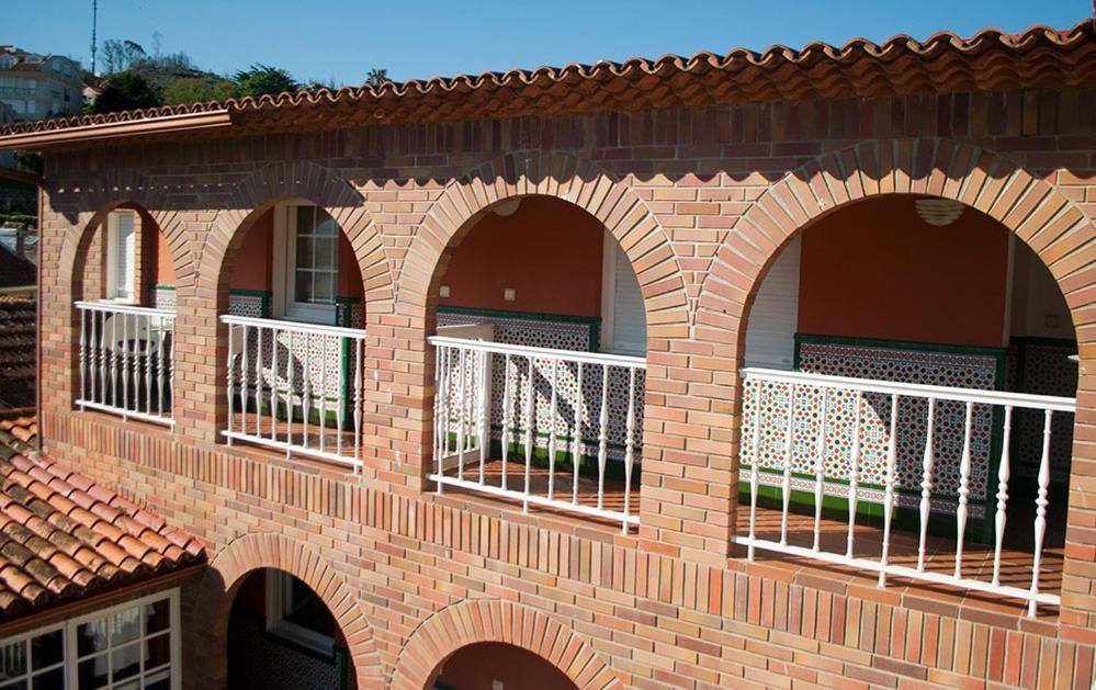 Apartamentos Turisticos Casa Soto ไบโยนา ภายนอก รูปภาพ