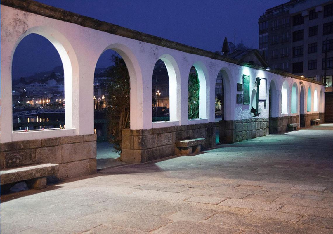Apartamentos Turisticos Casa Soto ไบโยนา ภายนอก รูปภาพ