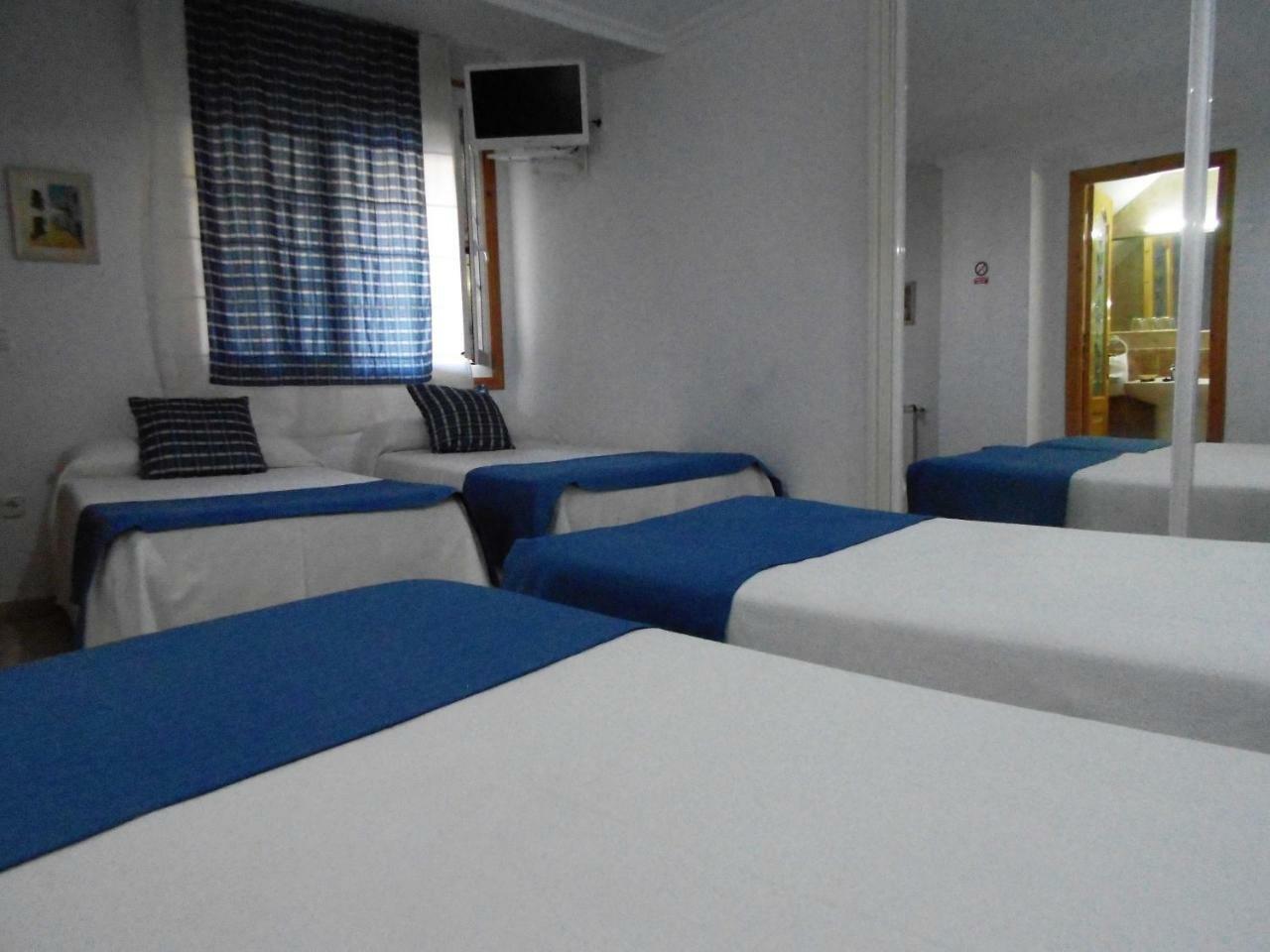 Apartamentos Turisticos Casa Soto ไบโยนา ภายนอก รูปภาพ