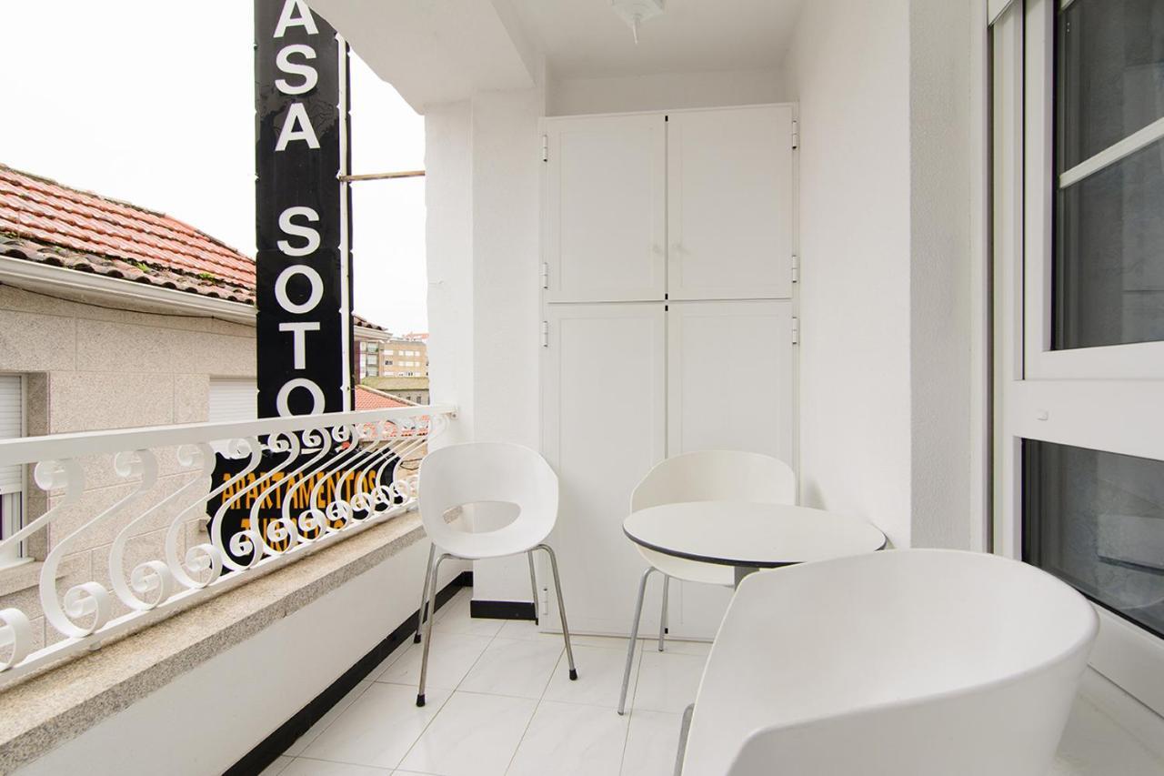 Apartamentos Turisticos Casa Soto ไบโยนา ภายนอก รูปภาพ