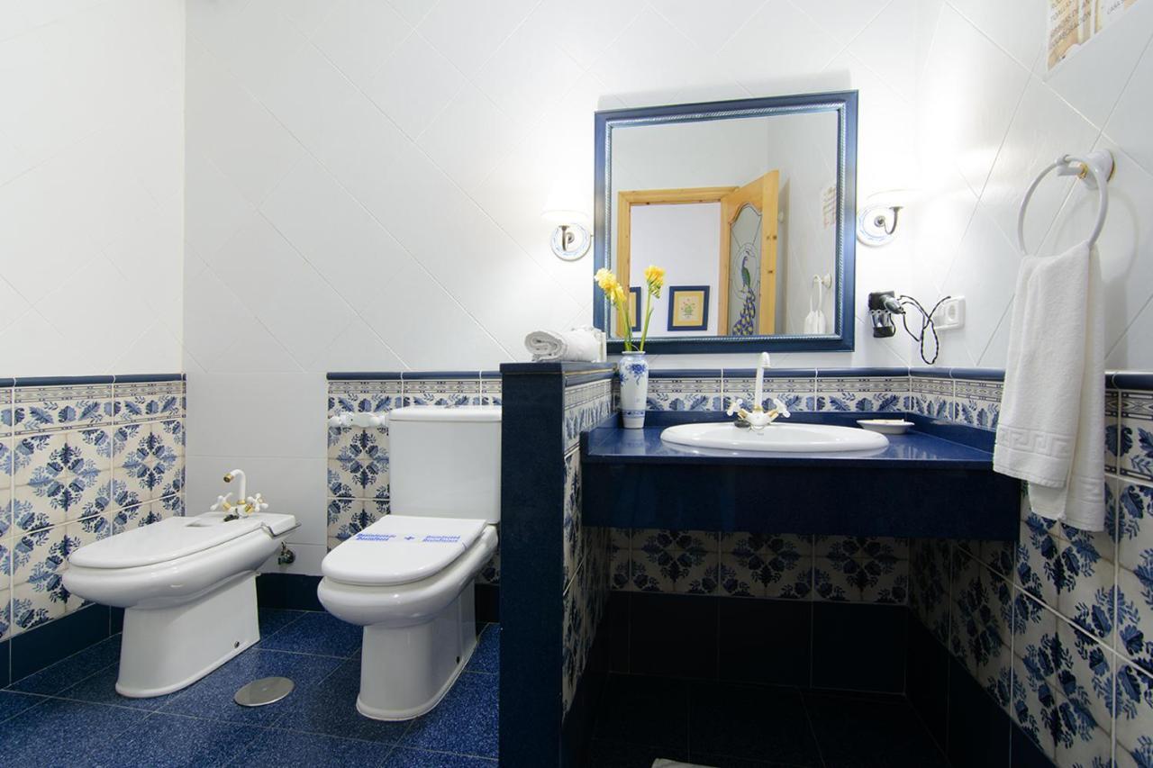 Apartamentos Turisticos Casa Soto ไบโยนา ภายนอก รูปภาพ